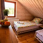 Gosciniec Echo Drewniane Caloroczne Hébergement de vacances