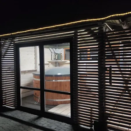 Gosciniec Echo Drewniane Caloroczne * Piecki (Warmian-Masurian)