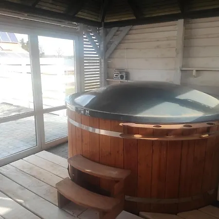 Holiday home Gosciniec Echo Drewniane Caloroczne *